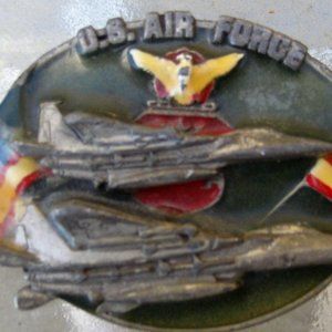 VINTAGE BERGAMOT 1982 AIR FORCE BELT BUCKLE #J-133.